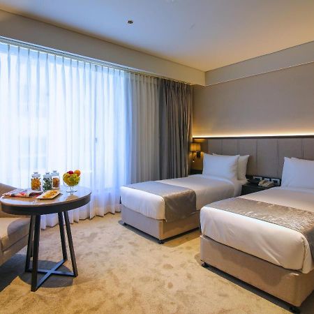 Essentia Premier Hotel Pune Wakad Pimpri-Chinchwad 外观 照片