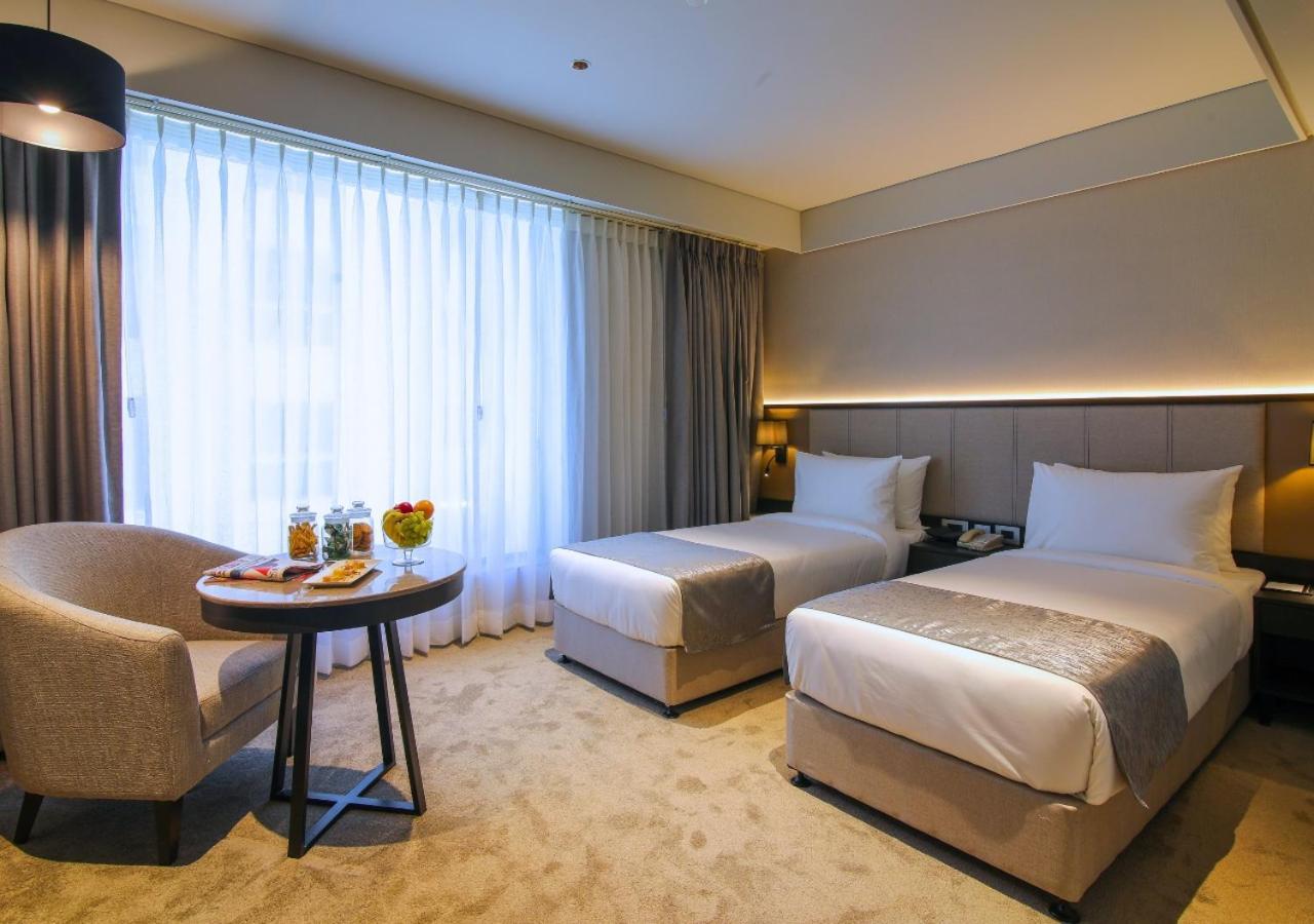 Essentia Premier Hotel Pune Wakad Pimpri-Chinchwad 外观 照片